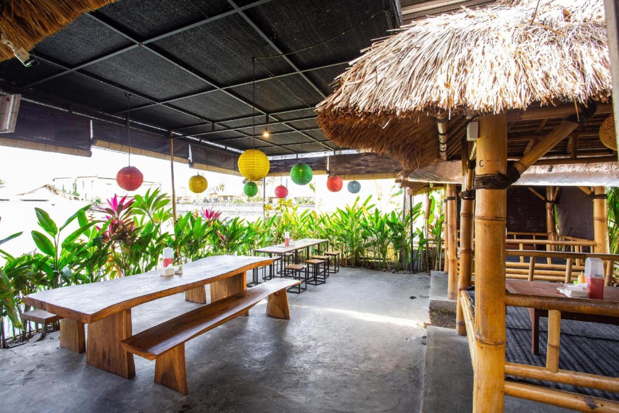 Oyo 1207 Pondok 789 Near Canggu Echo Beach Exterior foto